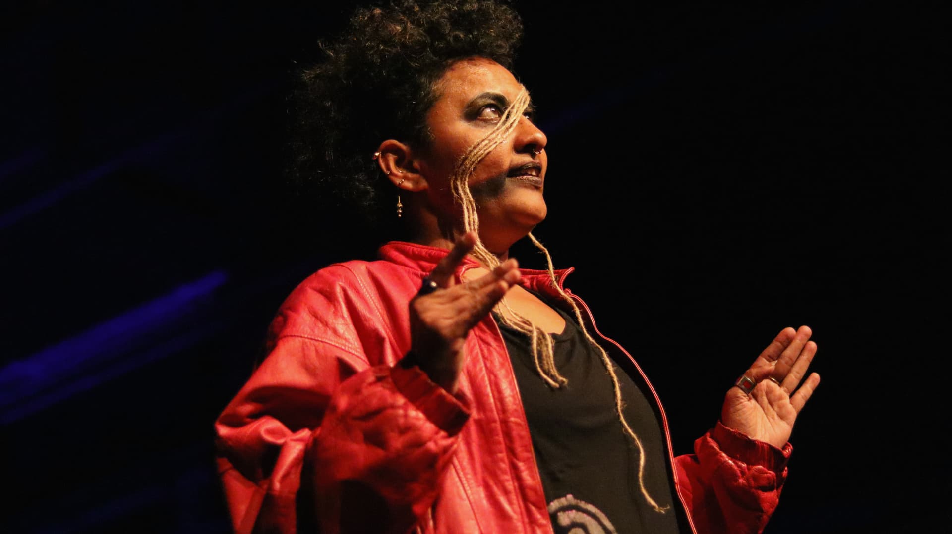 Vishnu Vardhani Rajan performing Anachronism.
